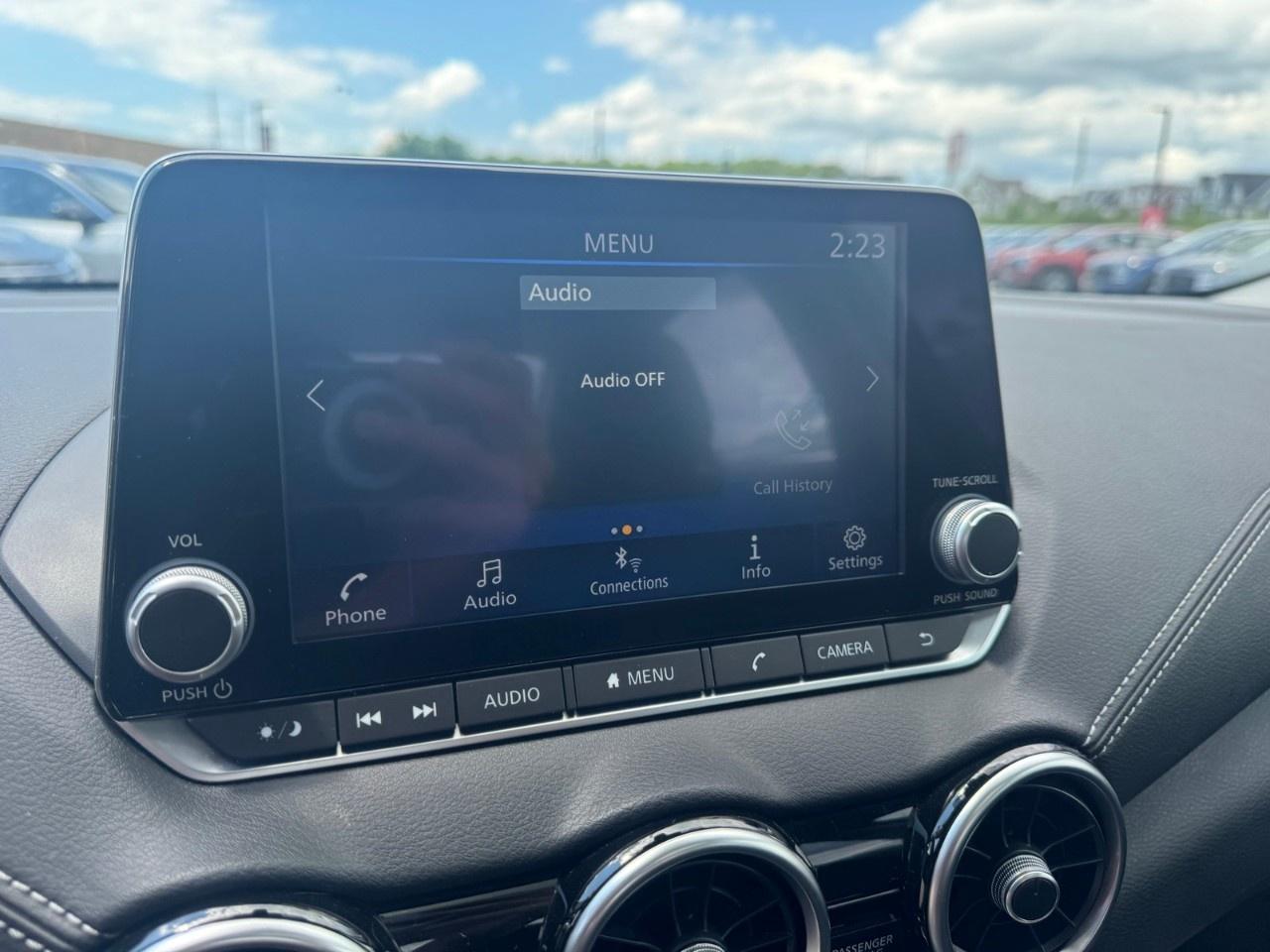 2022 Nissan Sentra SV CVT Photo