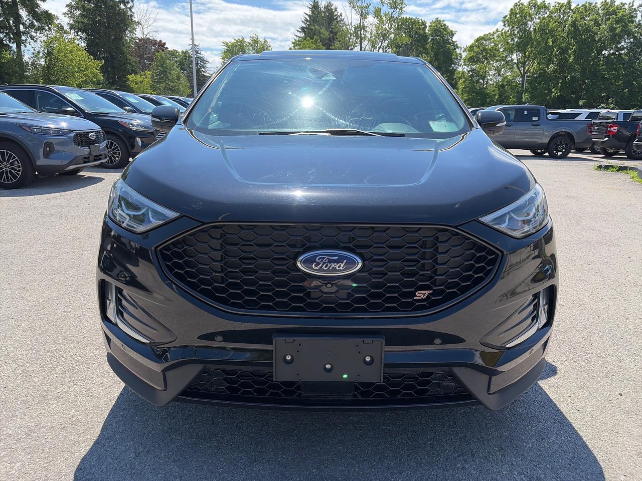 2022 Ford Edge ST AWD Photo1