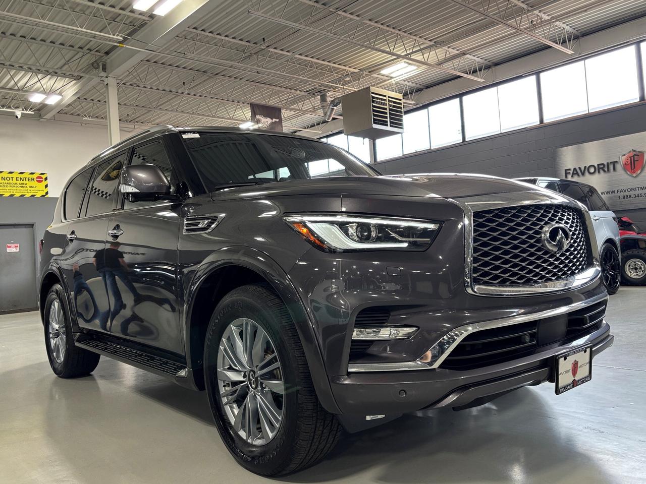 2024 Infiniti QX80 LUXE|V8|AWD|7PASS|NAV|BOSE|360CAM|LEATHER|SUNROOF| Photo