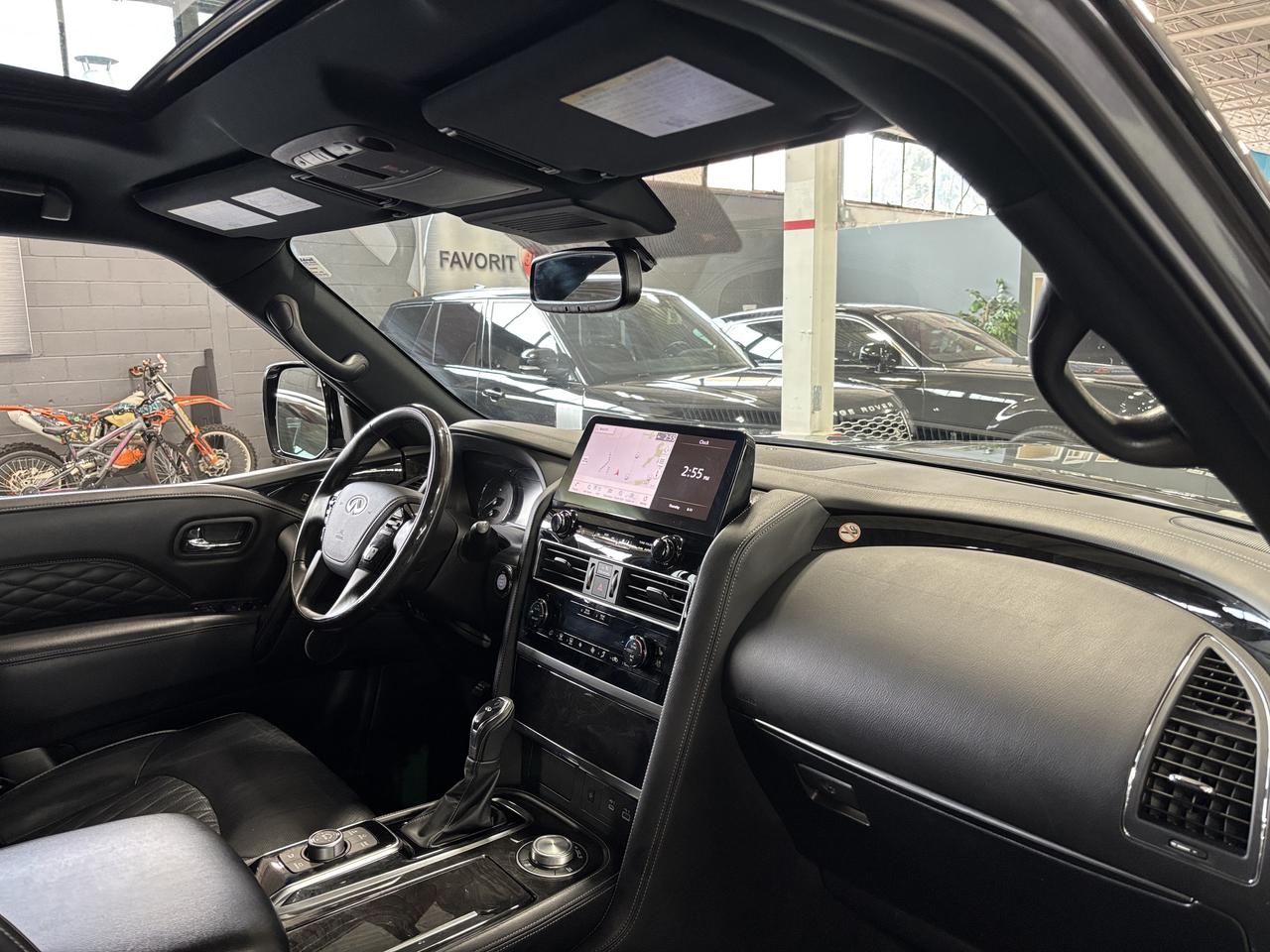 2024 Infiniti QX80 LUXE|V8|AWD|7PASS|NAV|BOSE|360CAM|LEATHER|SUNROOF| Photo