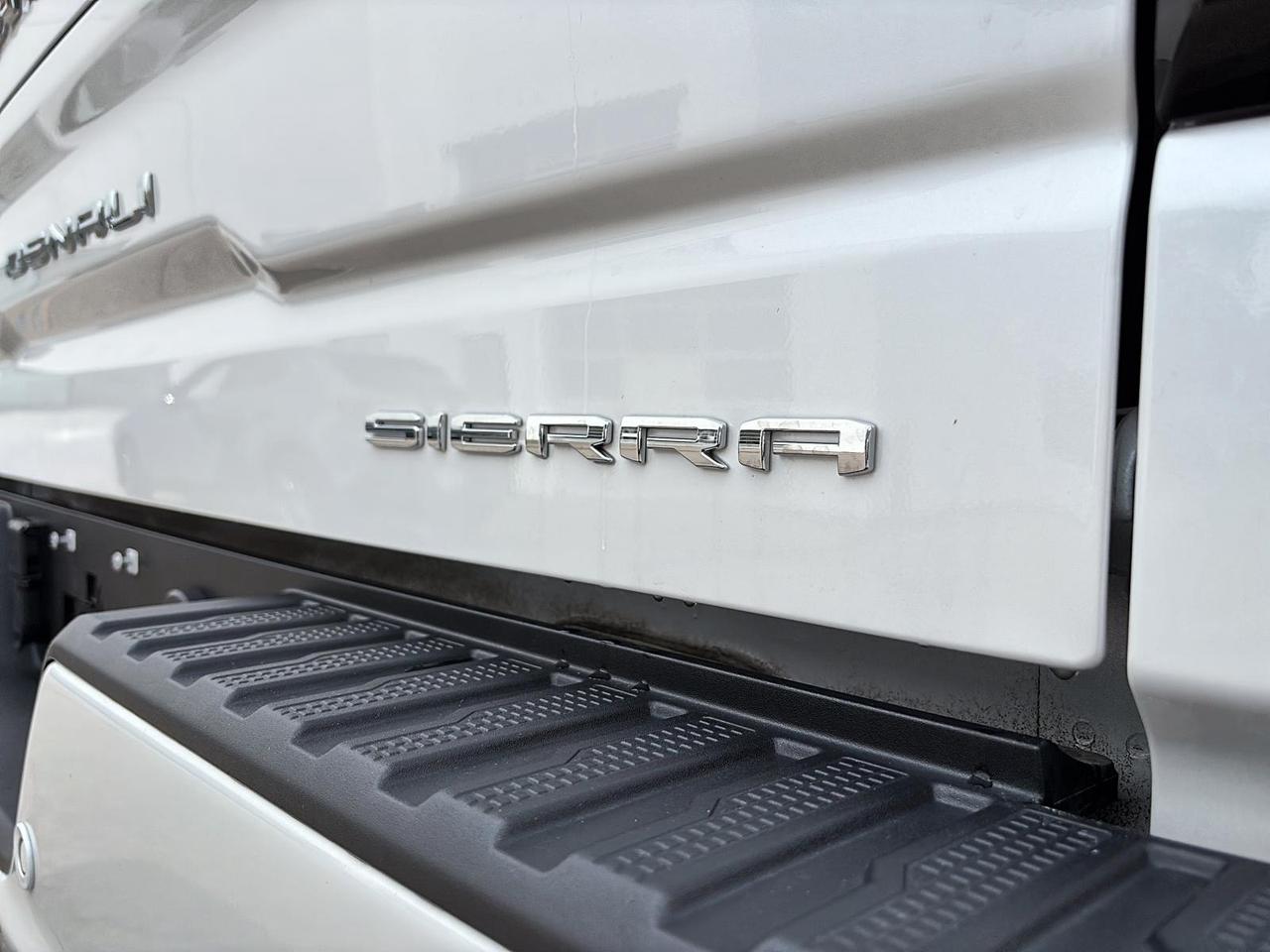 2024 GMC Sierra 1500 Denali Photo