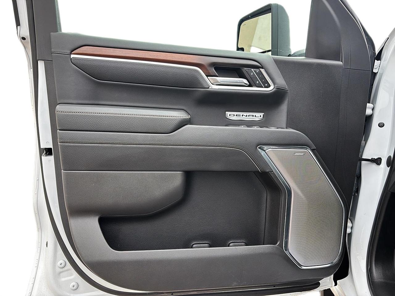 2024 GMC Sierra 1500 Denali Photo
