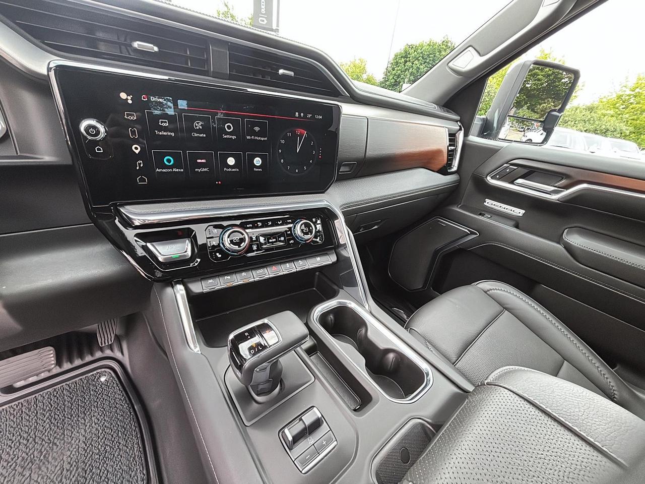 2024 GMC Sierra 1500 Denali Photo