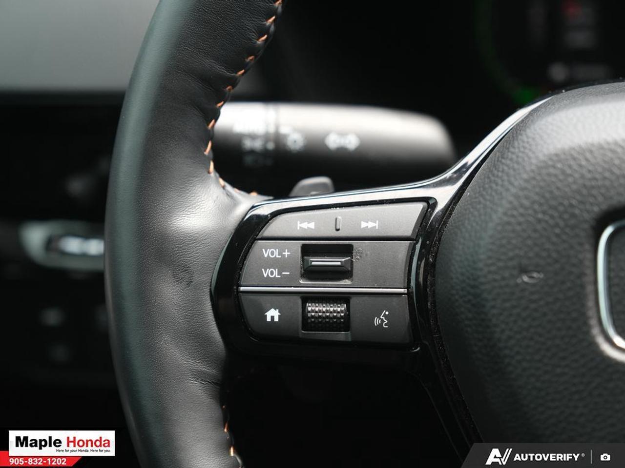 2025 Honda CR-V Hybrid Leather Seats| Navigation| Heated Seats| Sunroof| Photo
