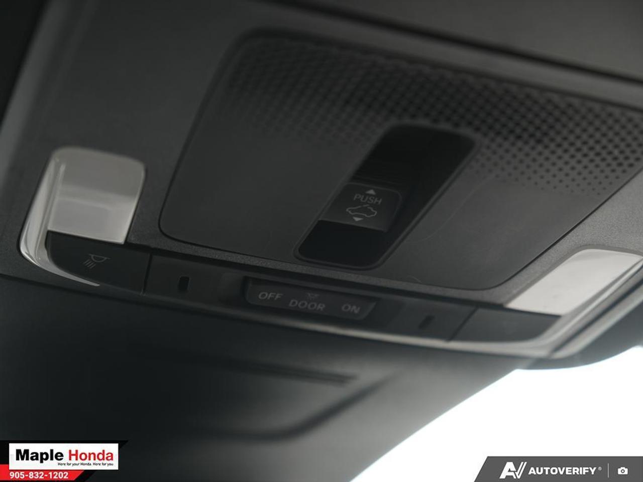 2025 Honda CR-V Hybrid Leather Seats| Navigation| Heated Seats| Sunroof| Photo