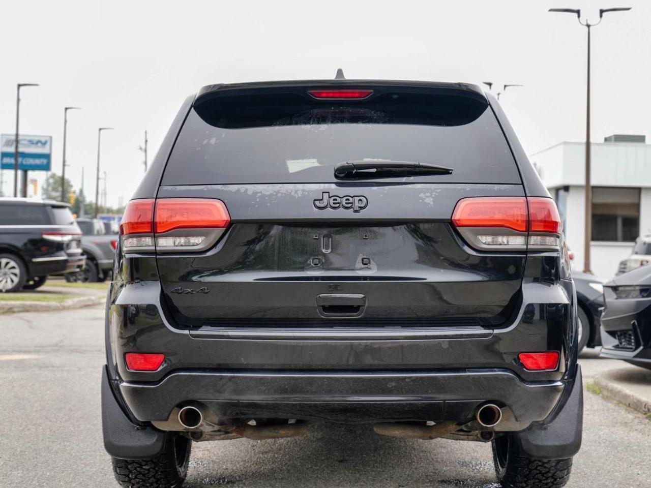2014 Jeep Grand Cherokee 4WD 4dr Laredo | SUN ROOF | LEATHER Photo