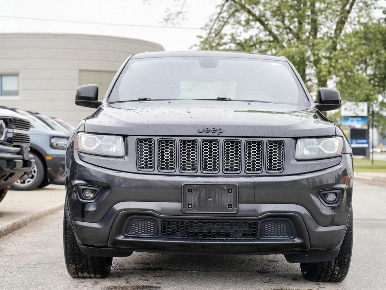 2014 Jeep Grand Cherokee 4WD 4dr Laredo | SUN ROOF | LEATHER Photo