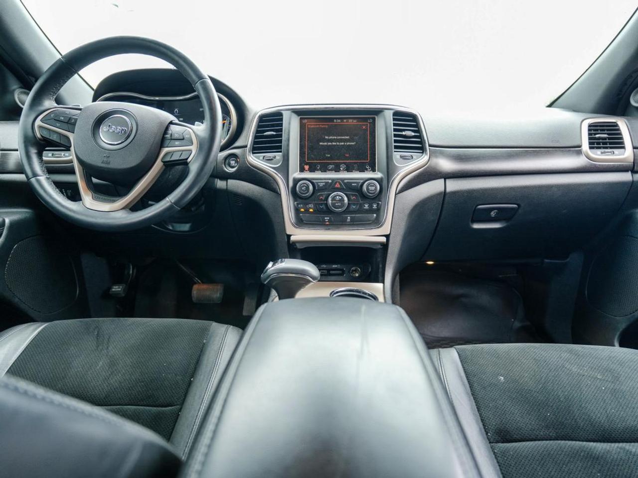 2014 Jeep Grand Cherokee 4WD 4dr Laredo | SUN ROOF | LEATHER Photo