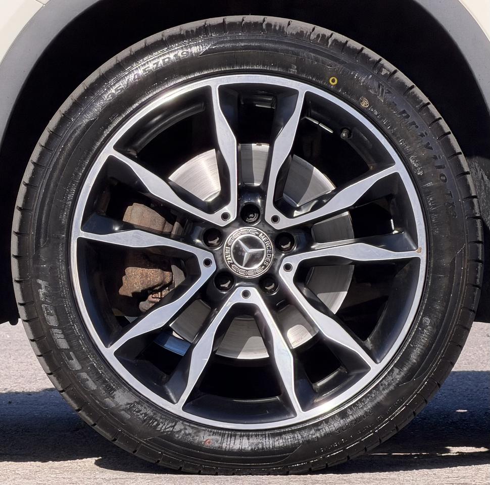 2018 Mercedes-Benz GLA GLA 250 4MATIC SUV Photo