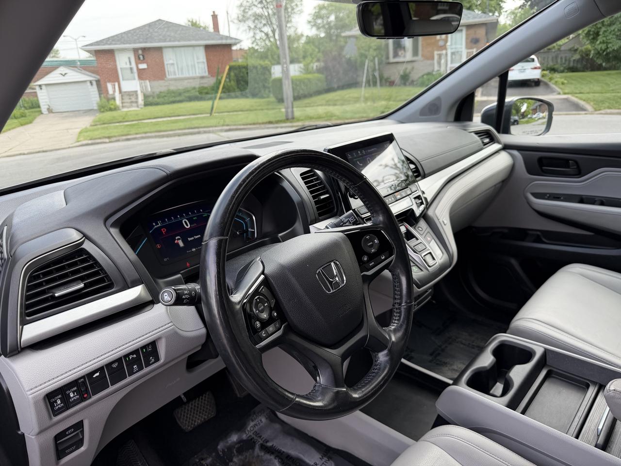 2018 Honda Odyssey EX-L RES Auto Photo