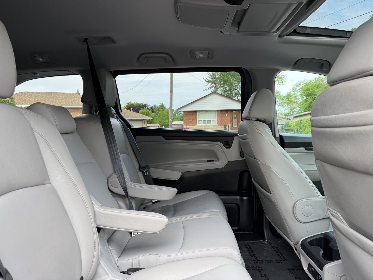 2018 Honda Odyssey EX-L RES Auto Photo