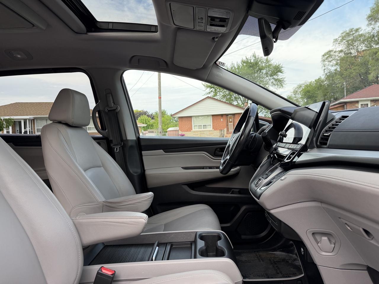 2018 Honda Odyssey EX-L RES Auto Photo