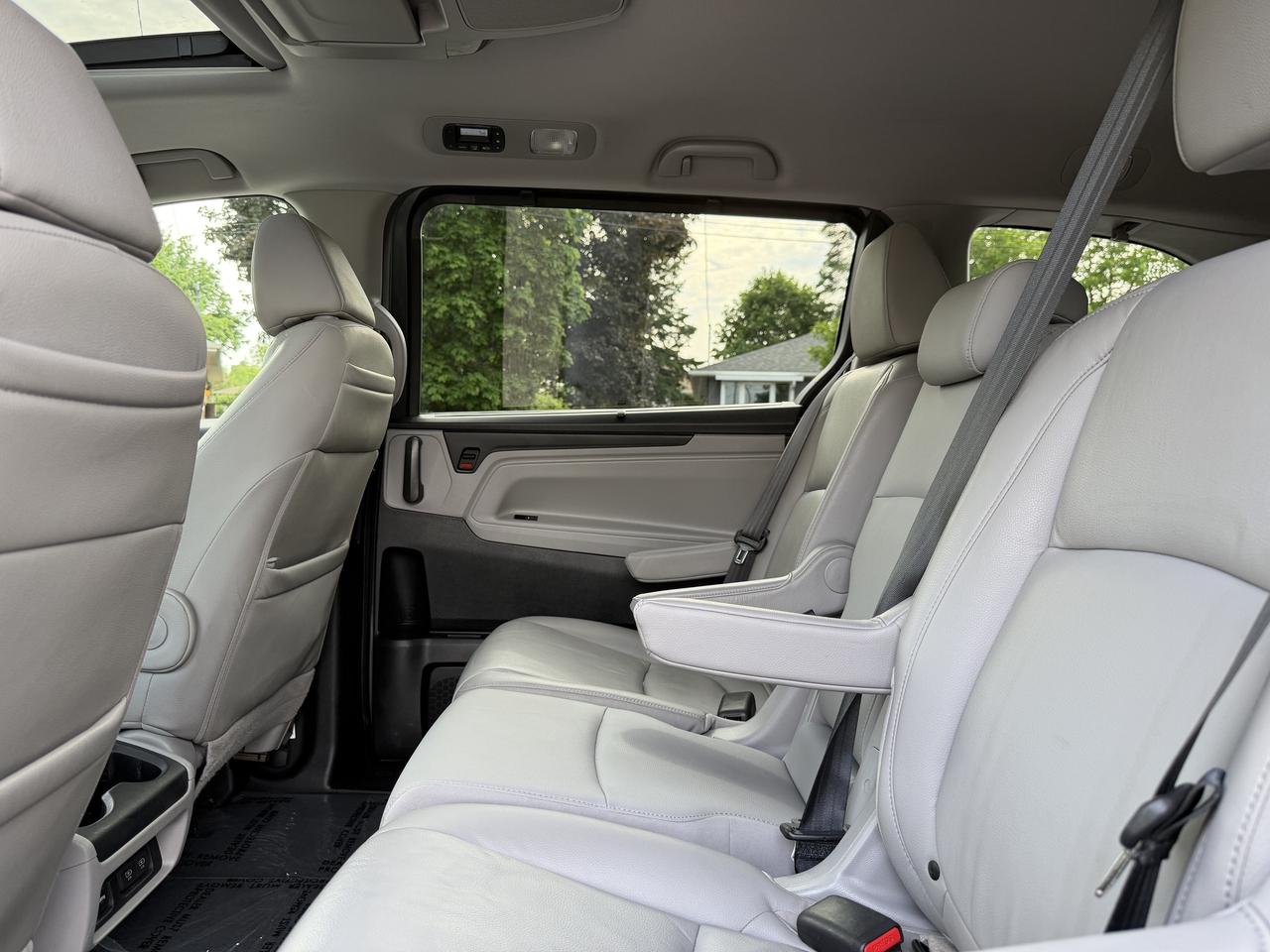 2018 Honda Odyssey EX-L RES Auto Photo