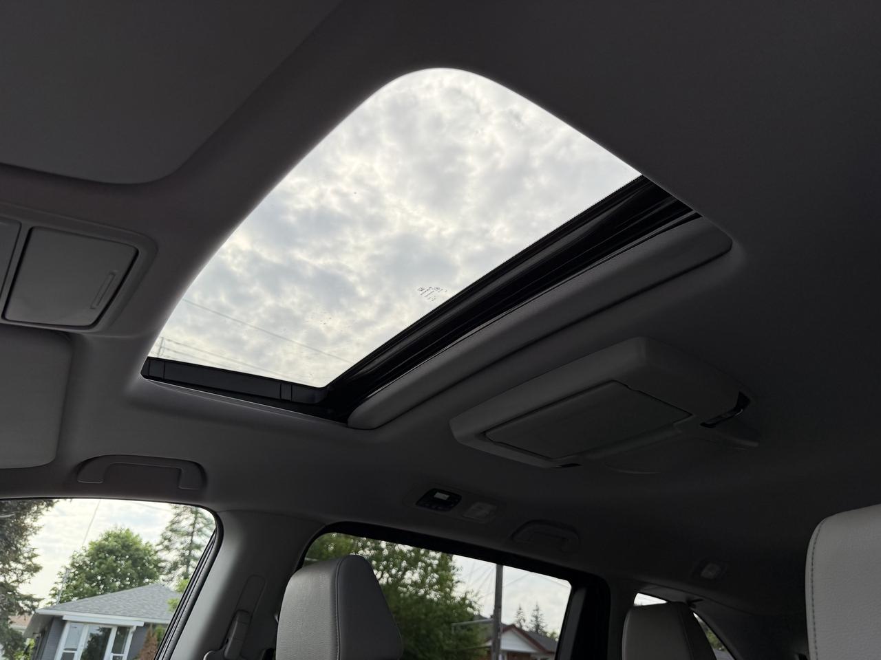 2018 Honda Odyssey EX-L RES Auto Photo