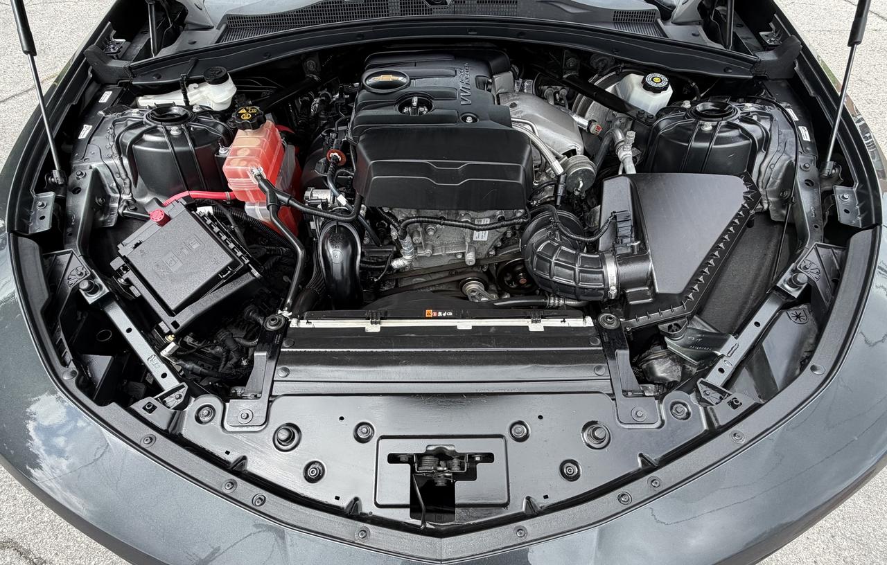 2017 Chevrolet Camaro 2dr Cpe 2LT Photo