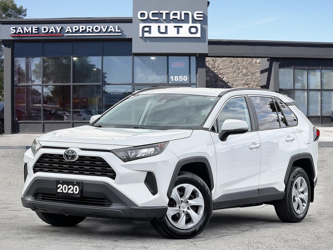 2020 Toyota RAV4 LE FWD Photo