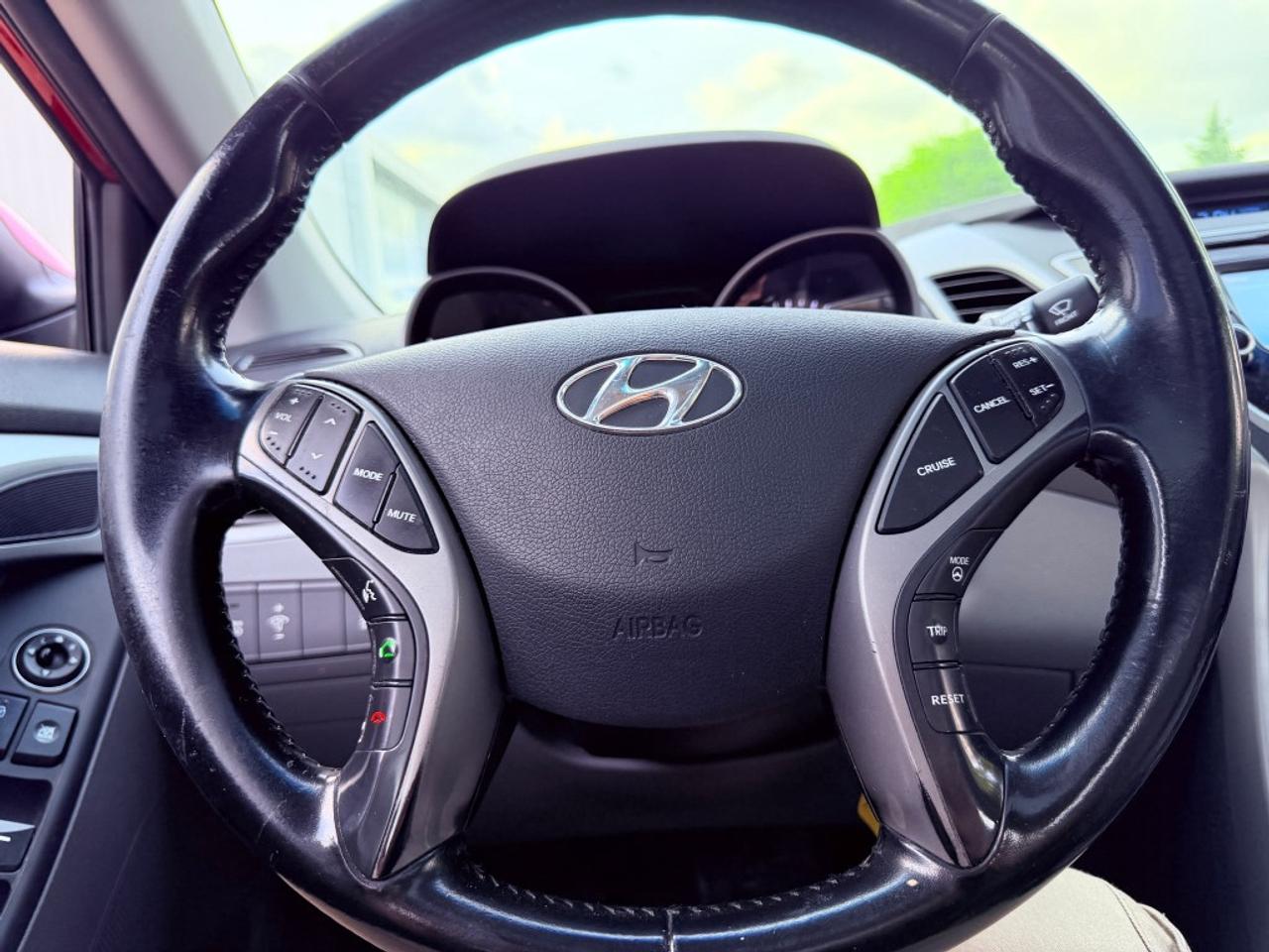 2014 Hyundai Elantra 4dr Automatic.1.8 l Photo