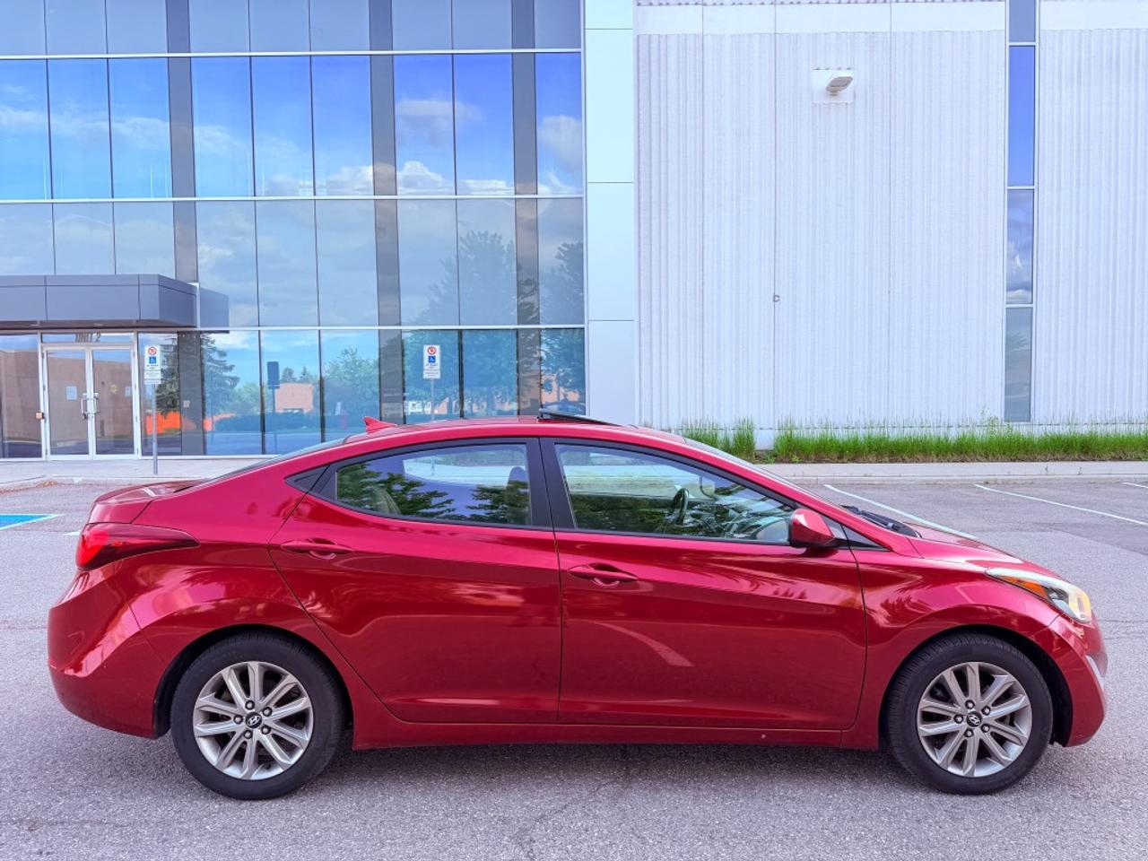 2014 Hyundai Elantra 4dr Automatic.1.8 l Photo