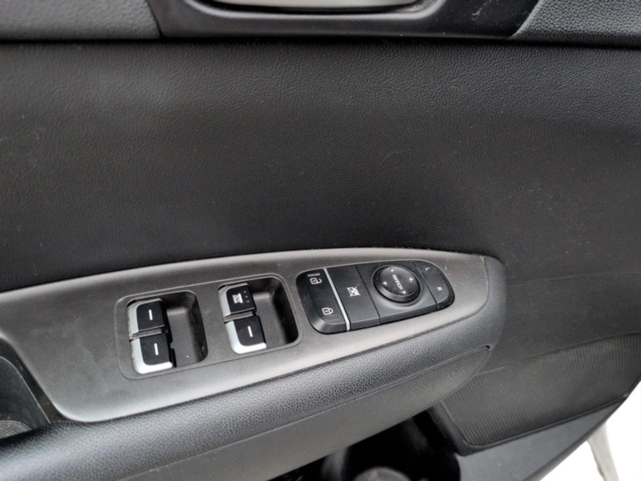 2018 Kia Optima LX + Photo