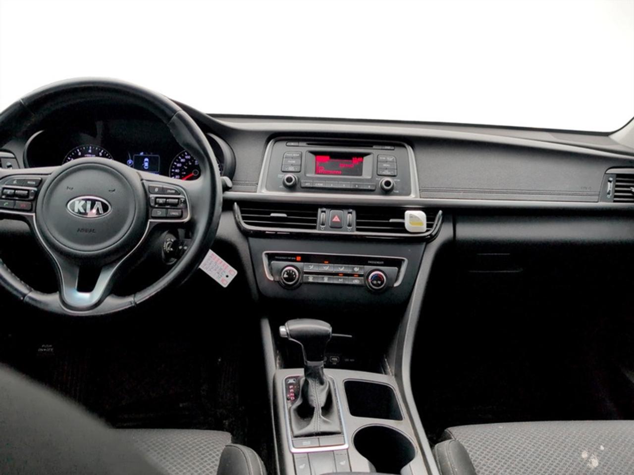 2018 Kia Optima LX + Photo