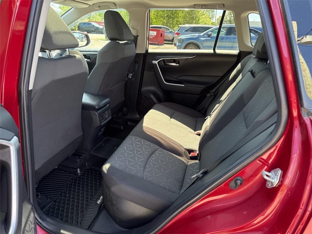 14258630.819313313
