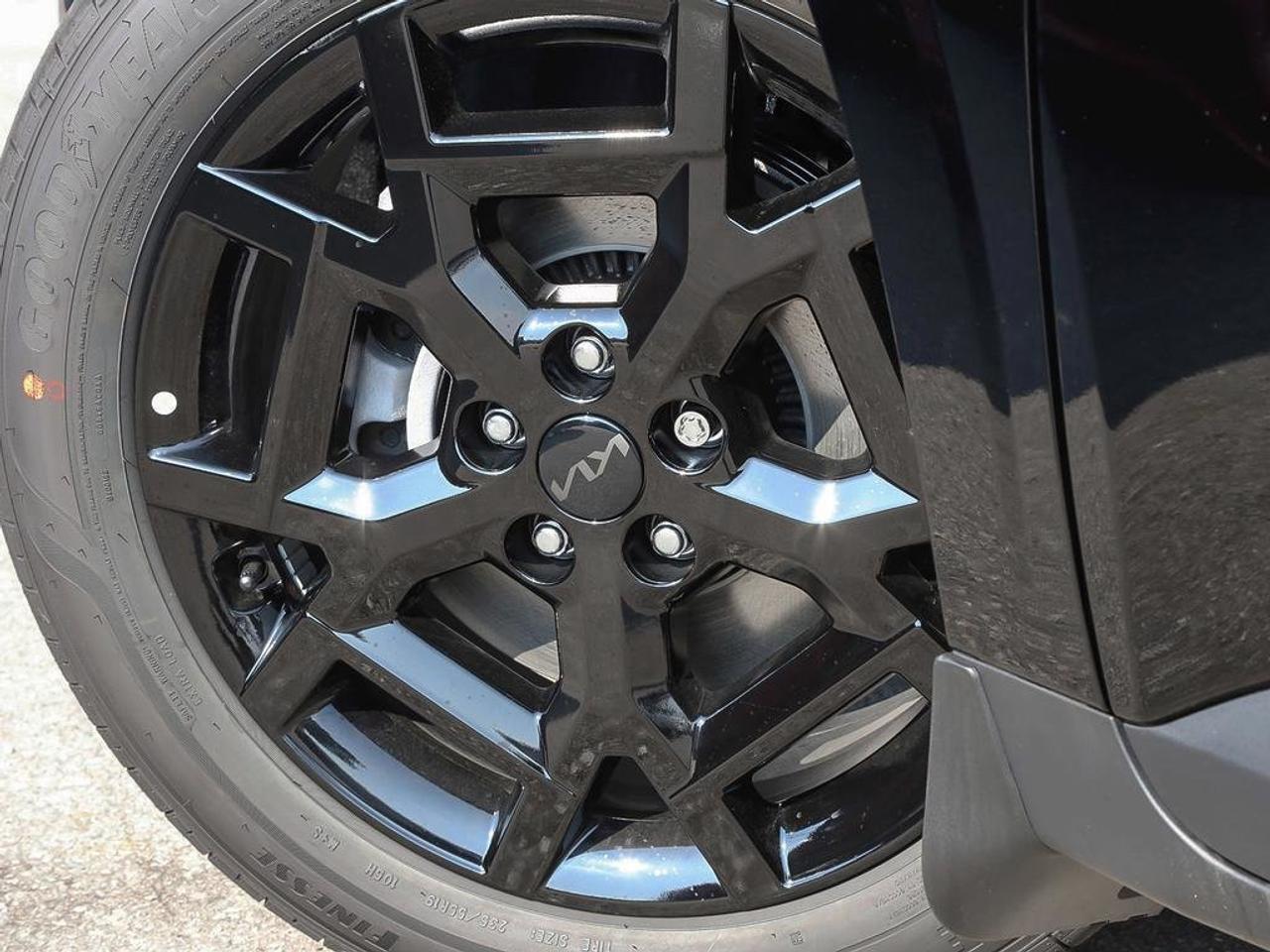 2026 Kia Carnival SX+ Photo