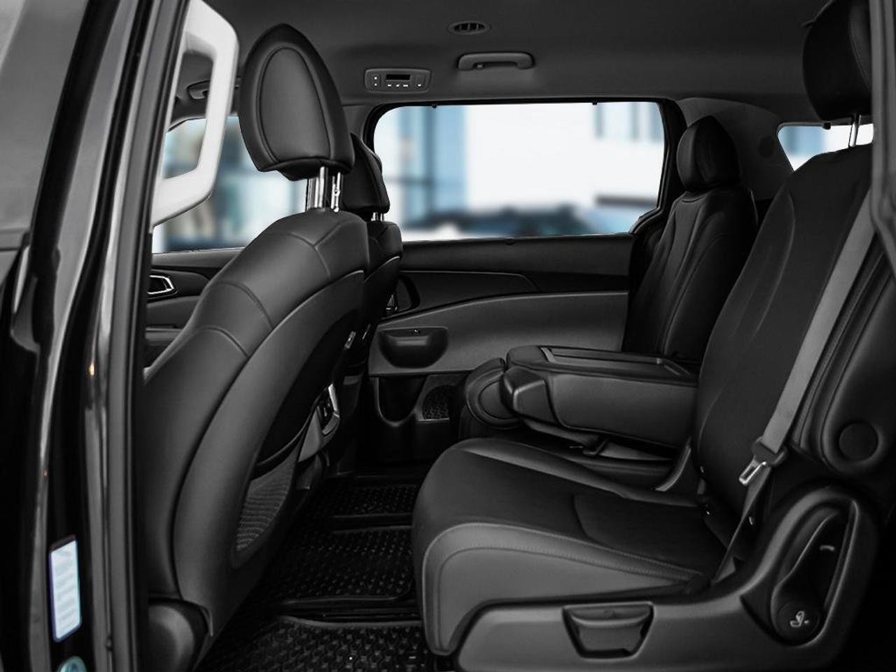 2026 Kia Carnival EX Photo