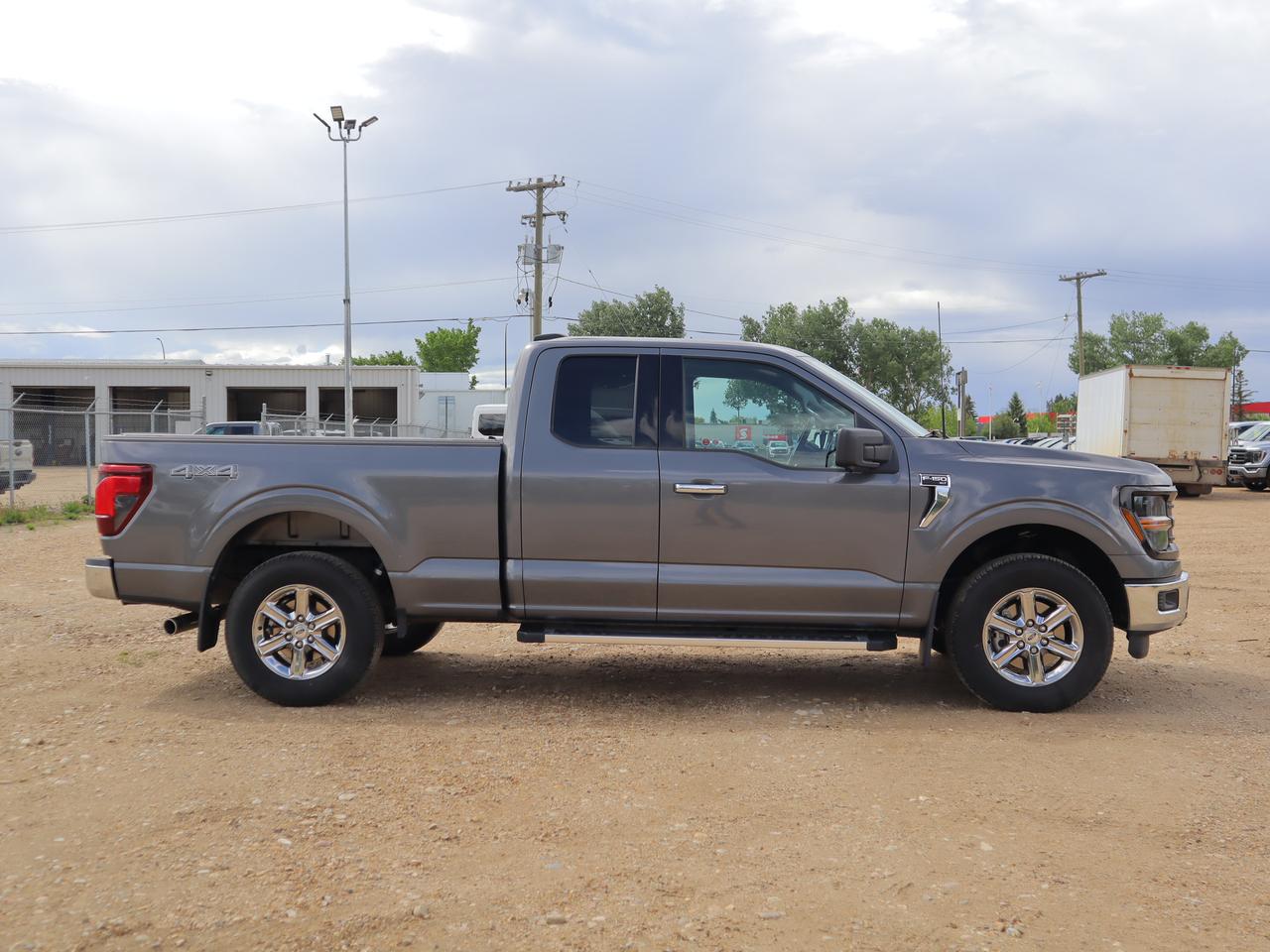 2024 Ford F-150 XLT Photo2