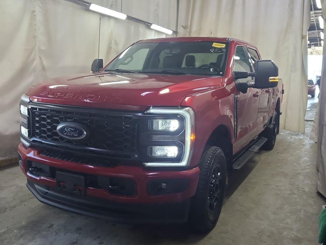 2024 Ford F-250 Super Duty SRW XLT Photo0