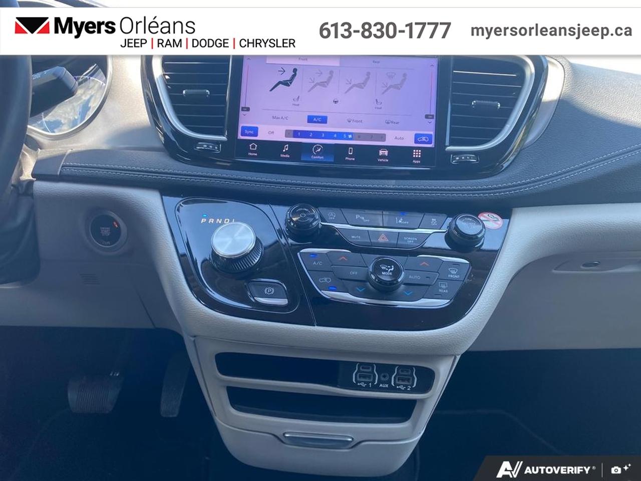 2023 Chrysler Pacifica Touring L   - Apple CarPlay Photo