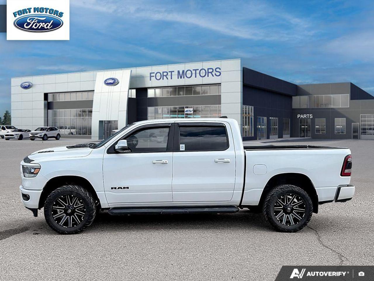 2022 RAM 1500 SPORT Photo3