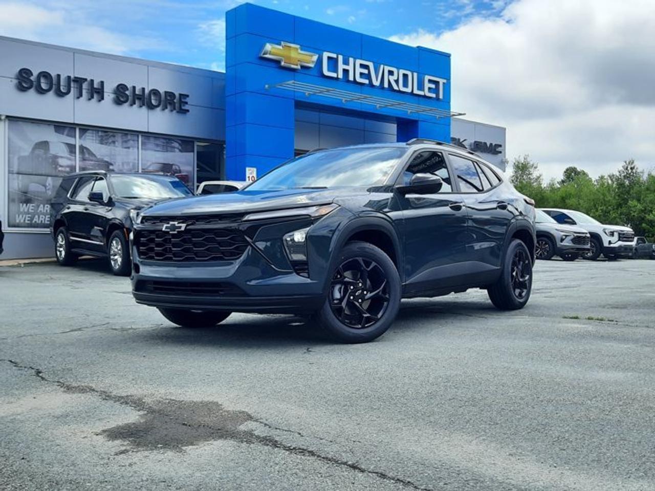 Small Sport Utility Vehicle, FWD 4dr LT, 6-Speed Automatic, Turbocharged Gas 3-Cyl 1.2L/
