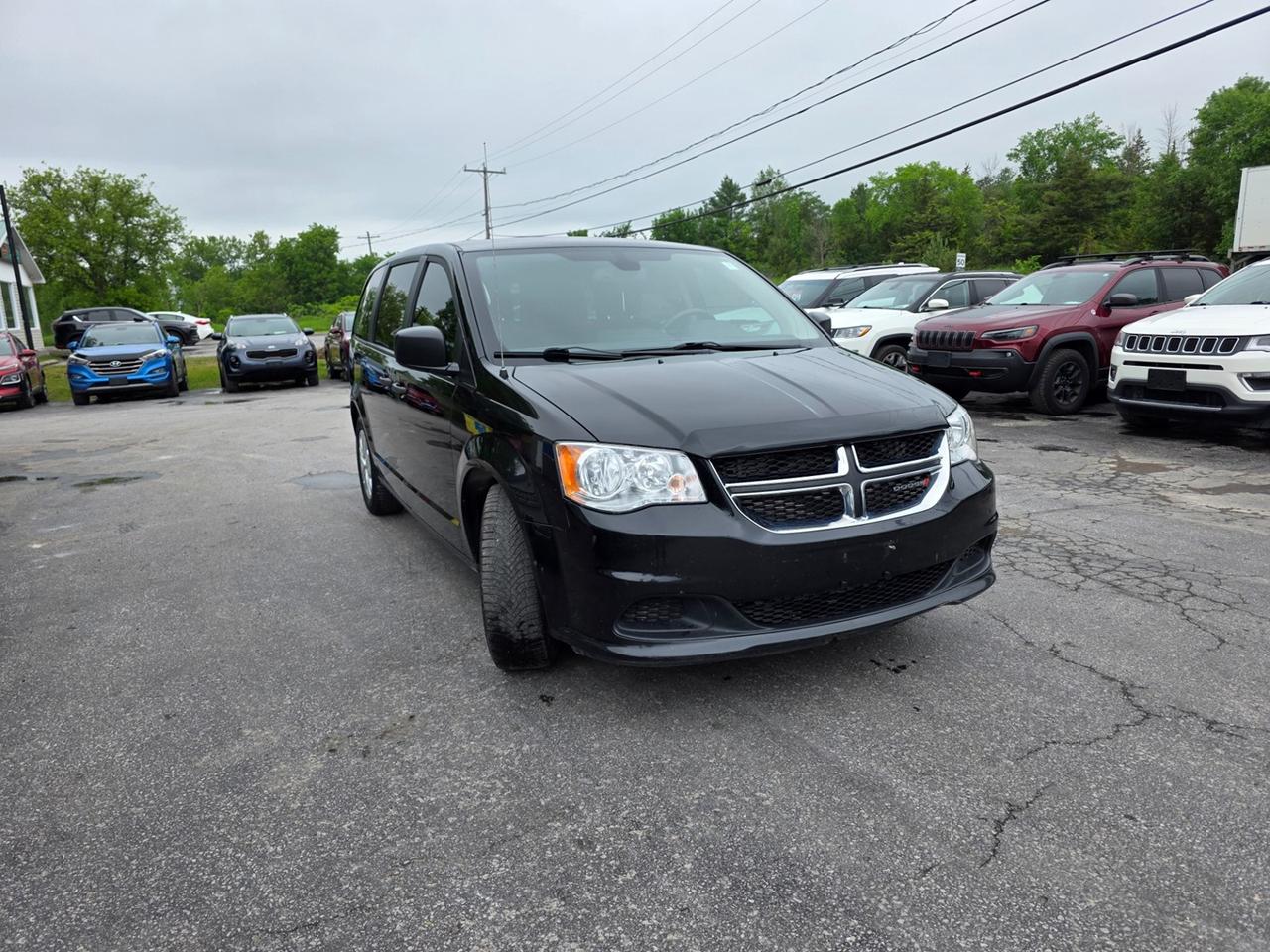 2019 Dodge Grand Caravan SE Photo
