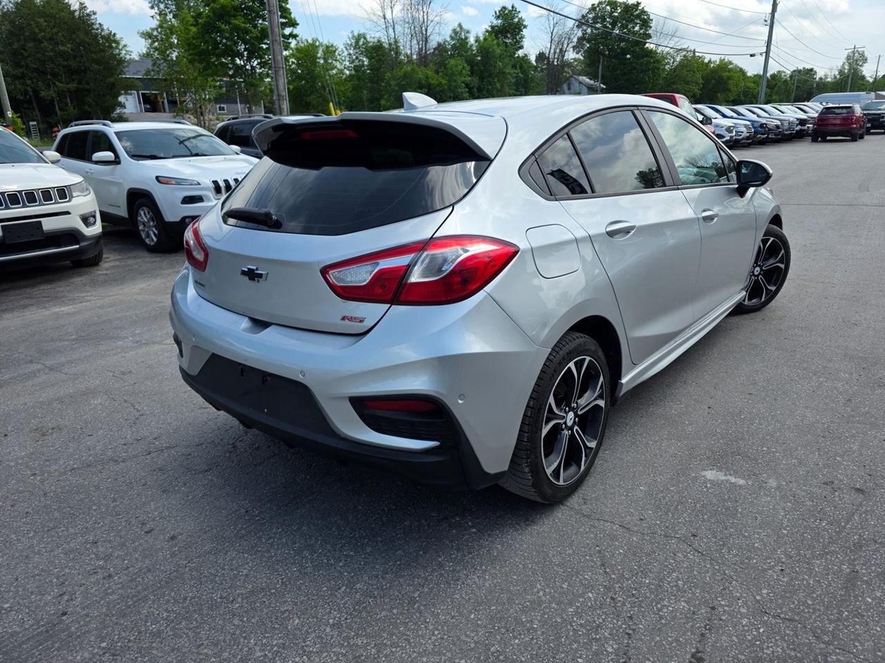 2019 Chevrolet Cruze LT Photo