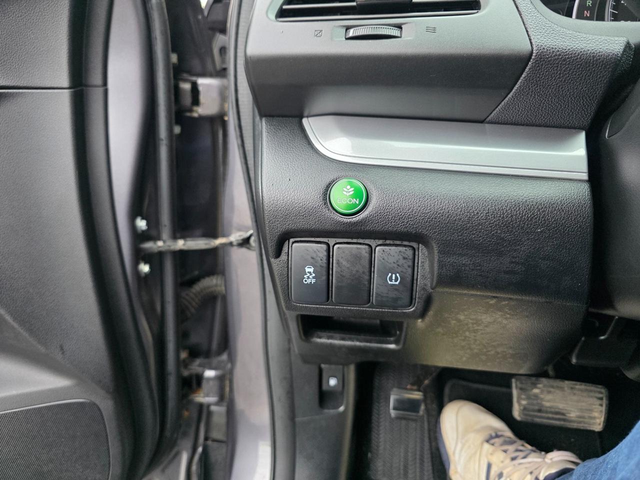 2015 Honda CR-V LX Photo