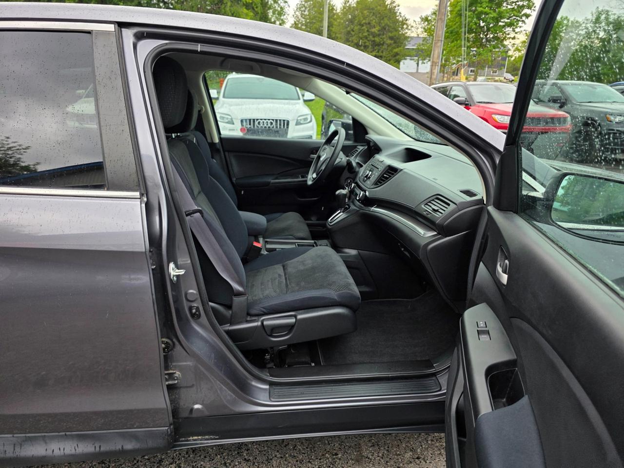 2015 Honda CR-V LX Photo
