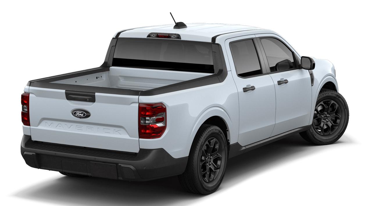 2026 Ford Maverick XLT Photo2