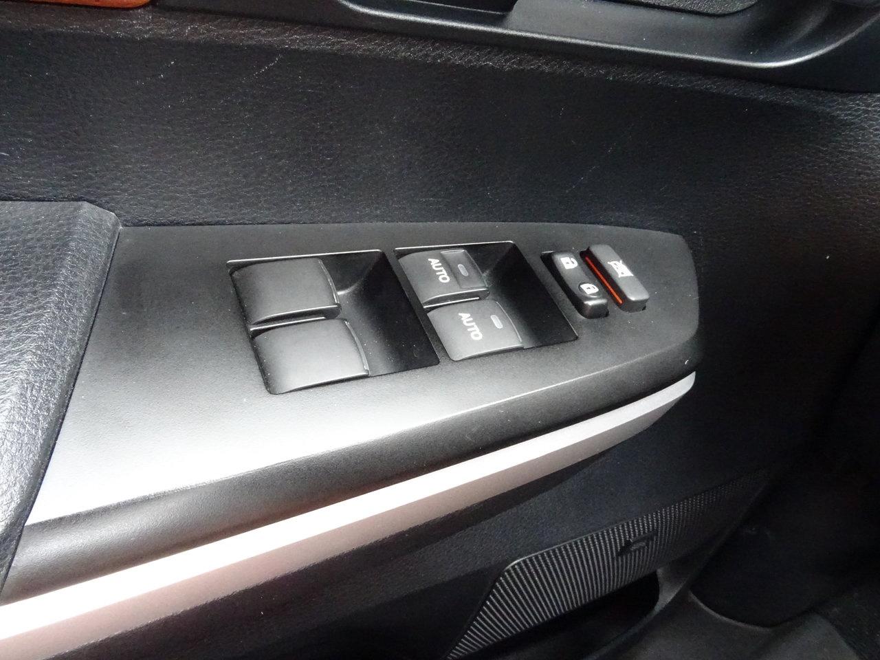 2016 Toyota Tundra PLATINUM 1794 Photo