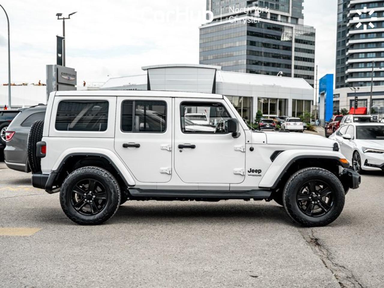 2022 Jeep Wrangler Unlimited Sahara Altitude Skyroof Cold Weather Group Navi Photo