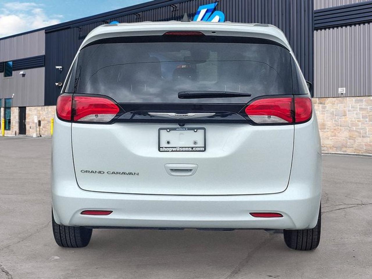 2024 Dodge Grand Caravan SXT | Heated Seats + Steering | Power Sliding Doors | Remote Start | CarPlay | Rear Cam | and More ! Photo