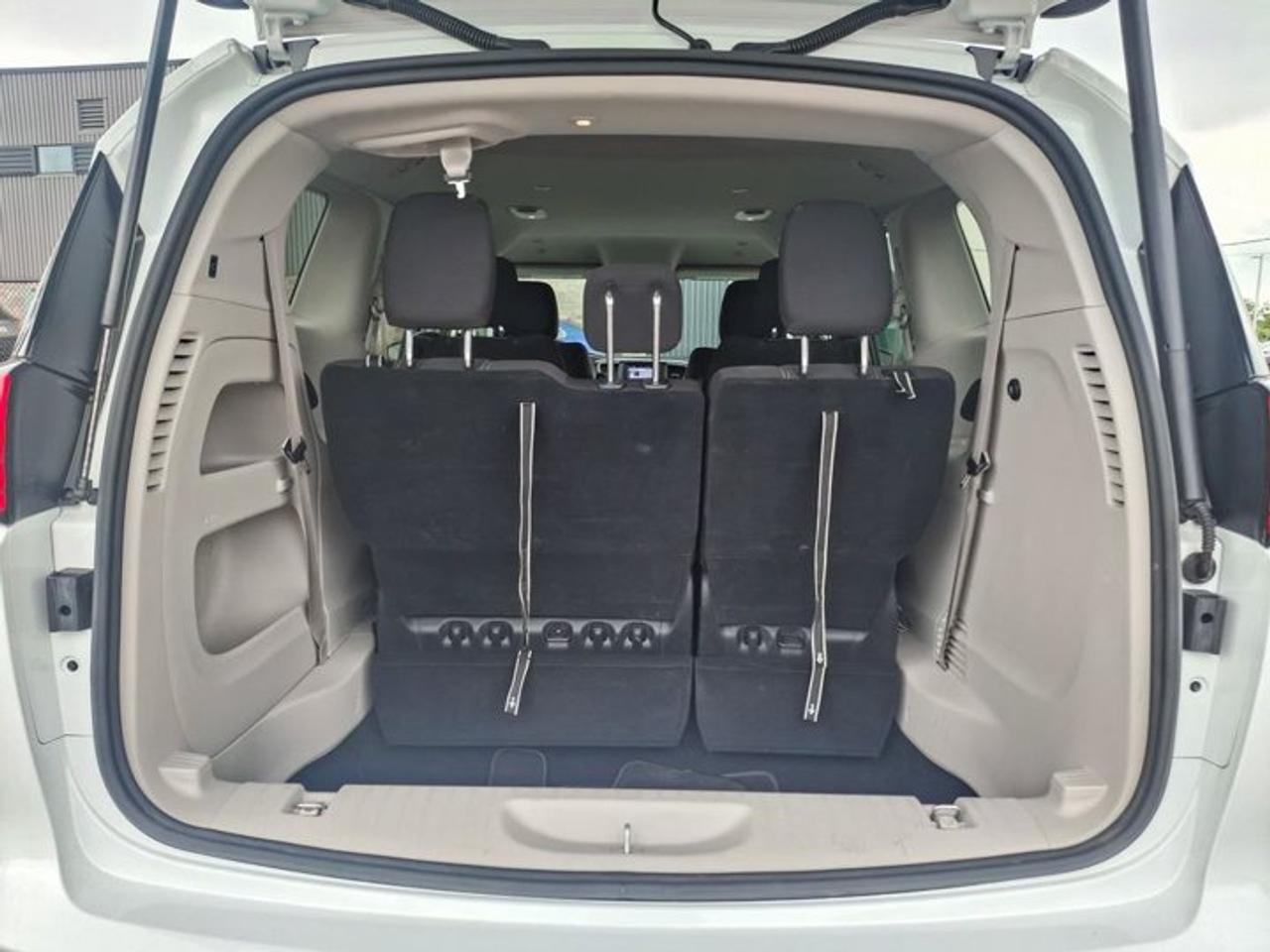 2024 Dodge Grand Caravan SXT | Heated Seats + Steering | Power Sliding Doors | Remote Start | CarPlay | Rear Cam | and More ! Photo