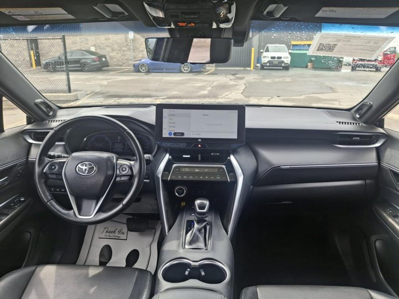 2024 Toyota Venza Limited AWD | Leather | Pano Roof | Heated + Ventilated Seats | Heated Steering | and More ! Photo