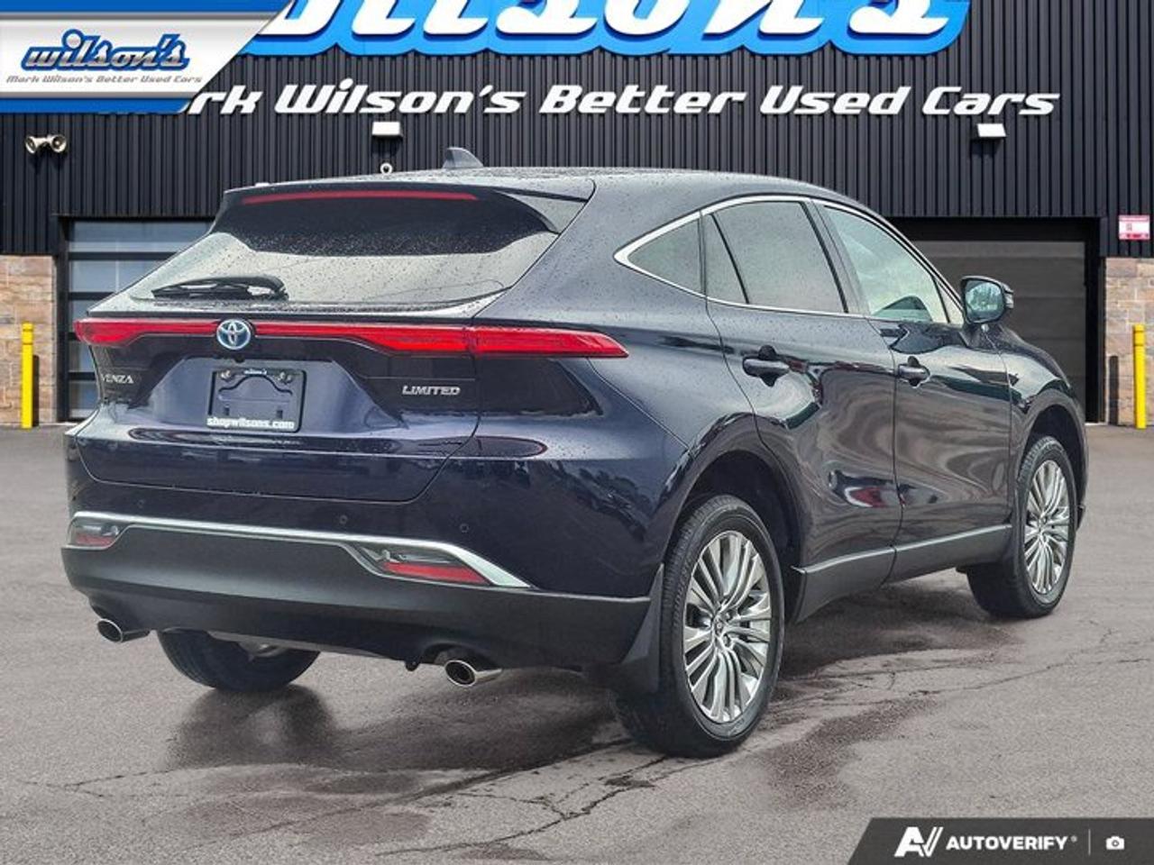 2024 Toyota Venza Limited AWD | Leather | Pano Roof | Heated + Ventilated Seats | Heated Steering | and More ! Photo