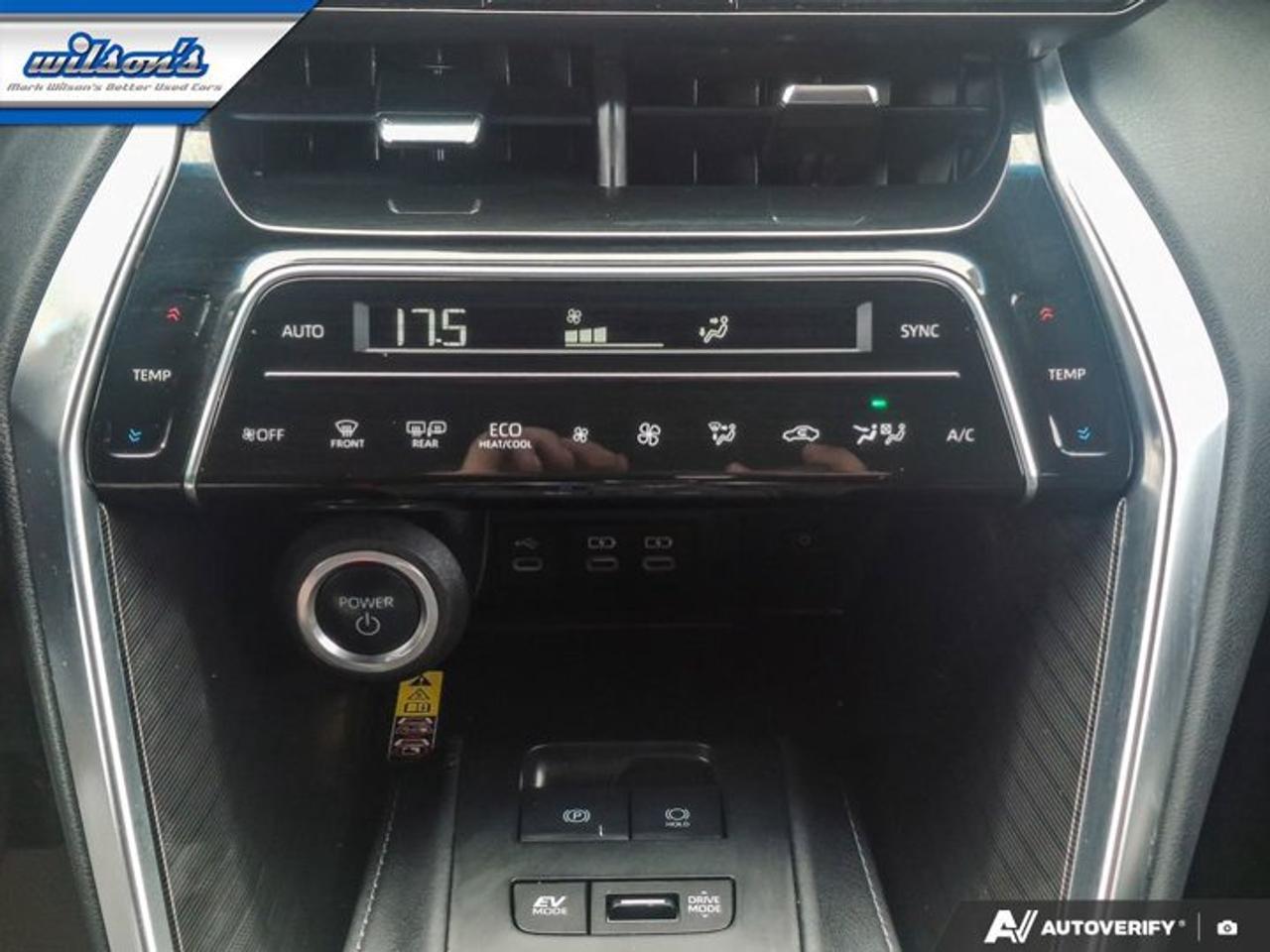 2024 Toyota Venza Limited AWD | Leather | Pano Roof | Heated + Ventilated Seats | Heated Steering | and More ! Photo
