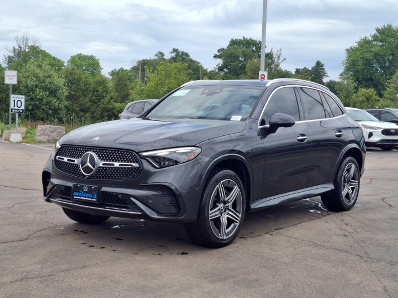 2023 Mercedes-Benz GLC GLC 300 4Matic | Leather | Premium Plus Pkg | 20 Inch AMG Wheels | Panoramic Sunroof | and More ! Photo0