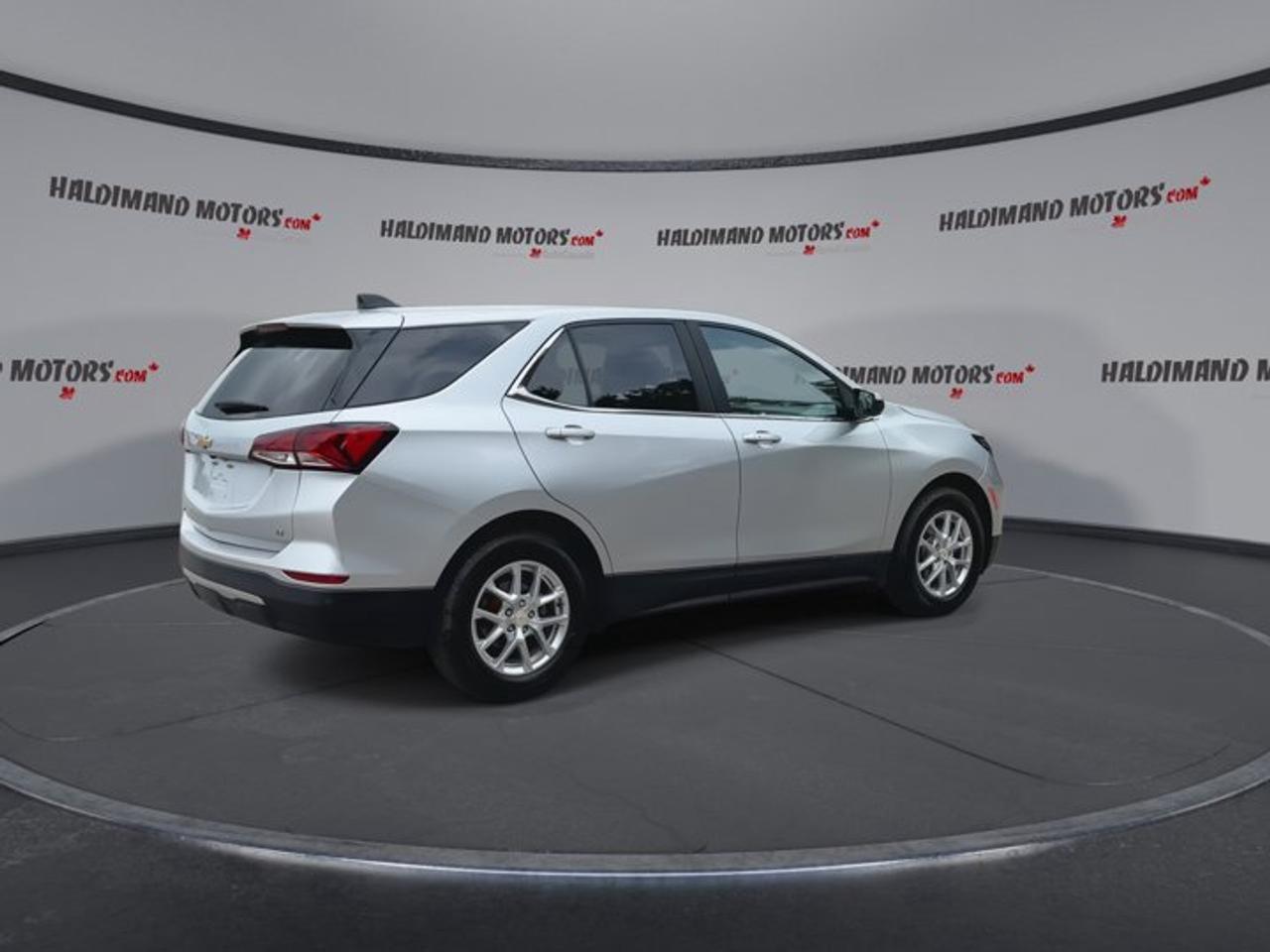 2022 Chevrolet Equinox LT FWD | No Accidents Photo
