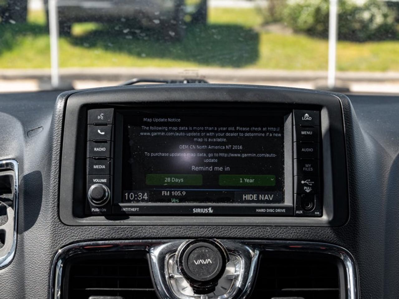 2015 Chrysler Town & Country S Photo