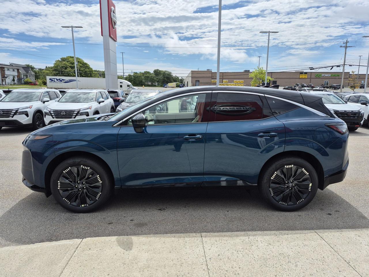 2026 Nissan Murano Platinum Photo