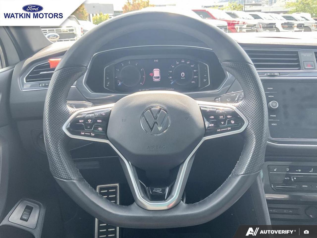 2022 Volkswagen Tiguan HIGHLINE R-LINE 7 PASS Photo16