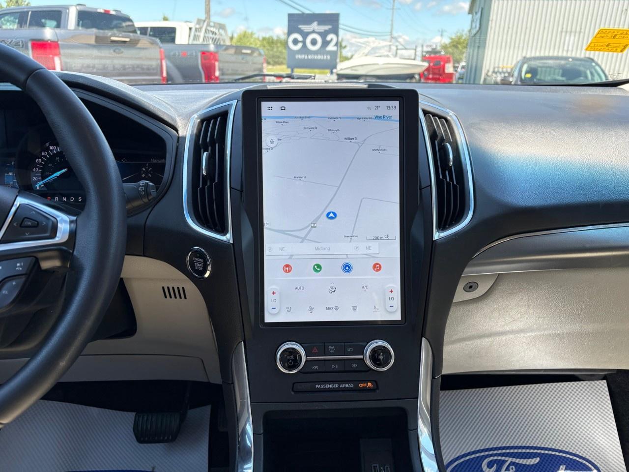 2024 Ford Edge Titanium AWD Photo